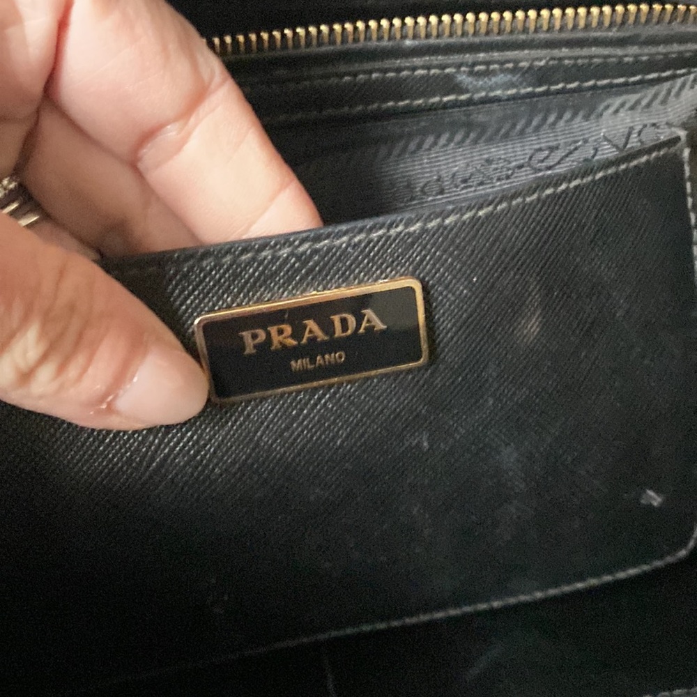 Authentic Prada Large Saffiano - image 7